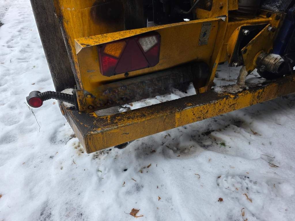 Fahrzeugabbildung D-TEC Vlastuin/ Kesteren Gülleauflieger mit ADR