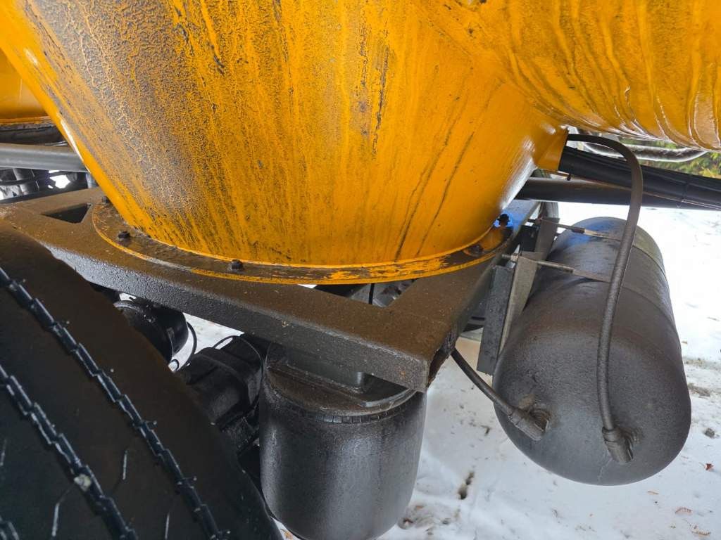 Fahrzeugabbildung D-TEC Vlastuin/ Kesteren Gülleauflieger mit ADR