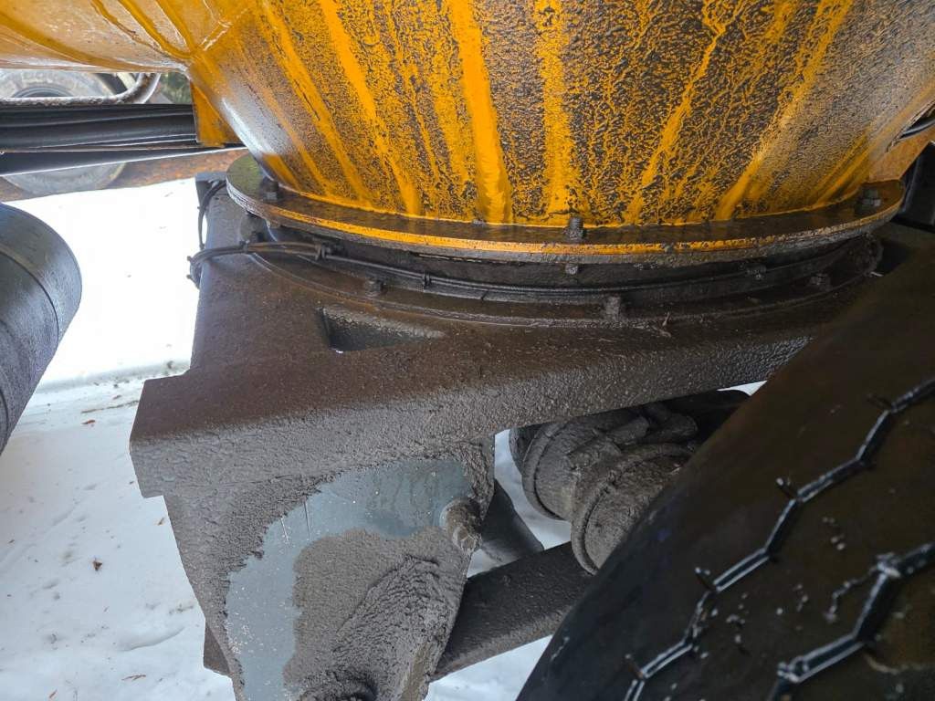 Fahrzeugabbildung D-TEC Vlastuin/ Kesteren Gülleauflieger mit ADR