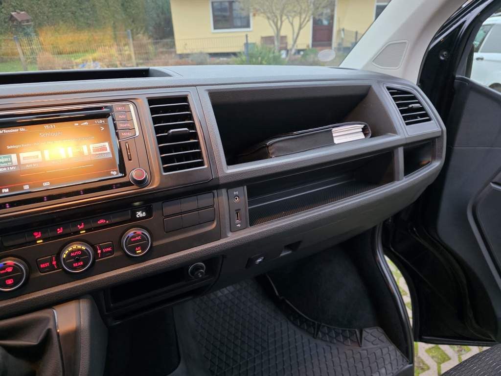 Fahrzeugabbildung Volkswagen T6 Caravelle,9 Sitzer,langer Radts.,Mwst. auswb