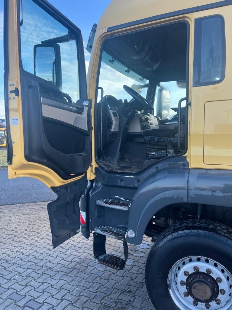Fahrzeugabbildung MAN 18.460 TGS 4x4 Hydrodrive, Klima Automat