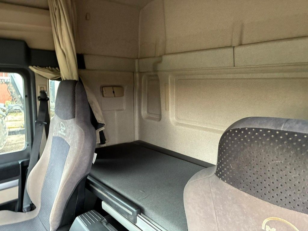 Fahrzeugabbildung MAN 18.460 TGS 4x4 Hydrodrive, Klima Automat