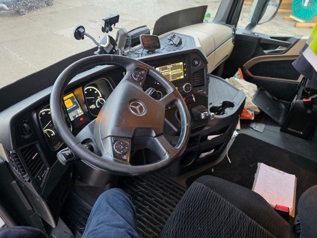 Fahrzeugabbildung Mercedes-Benz 1853 LS LL,Retrader,Vollspoiler,Hubsattelkuppl.