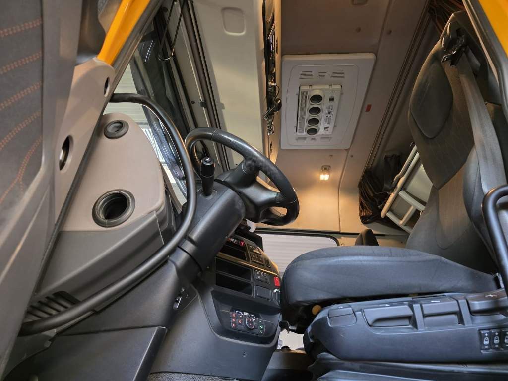 Fahrzeugabbildung DAF XF 480 SC, ZF Intarder, Kühlschrank