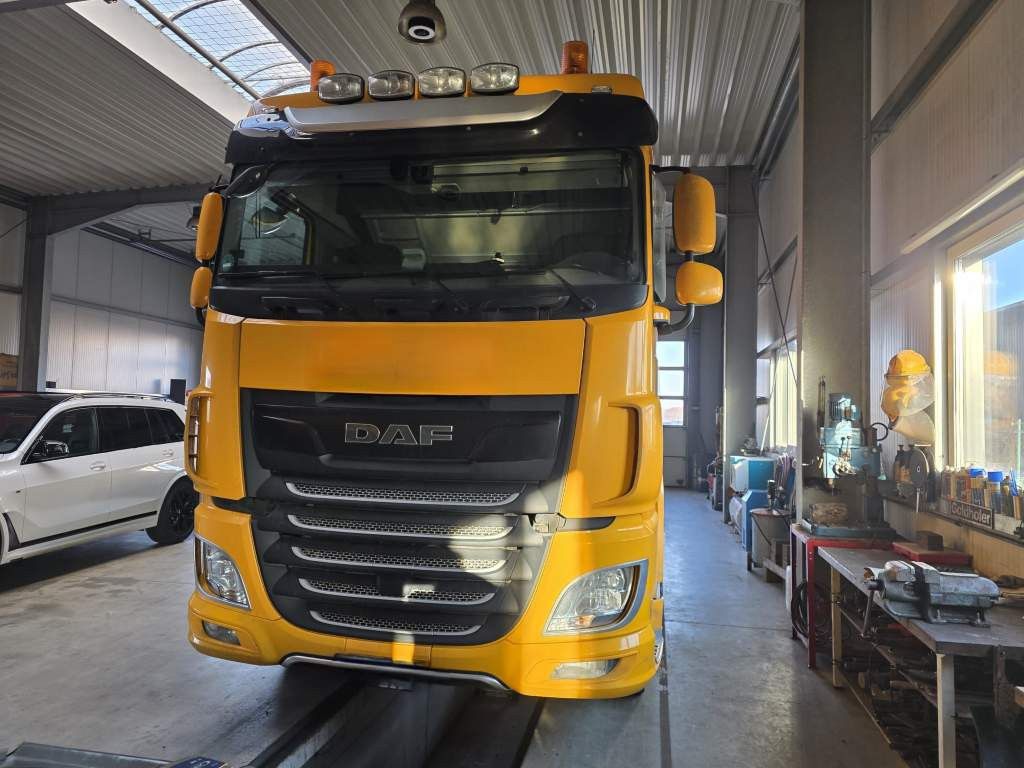 Fahrzeugabbildung DAF XF 480 SC, ZF Intarder, Kühlschrank