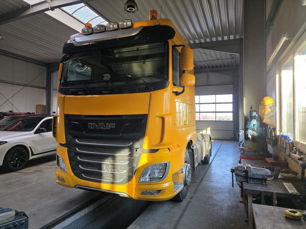 Fahrzeugabbildung DAF XF 480 SC, ZF Intarder, Kühlschrank