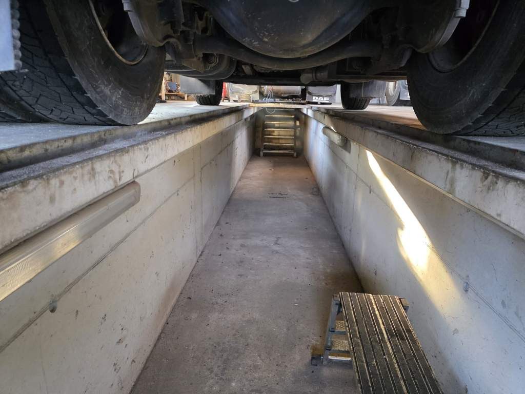 Fahrzeugabbildung DAF XF 480 SC, ZF Intarder, Kühlschrank