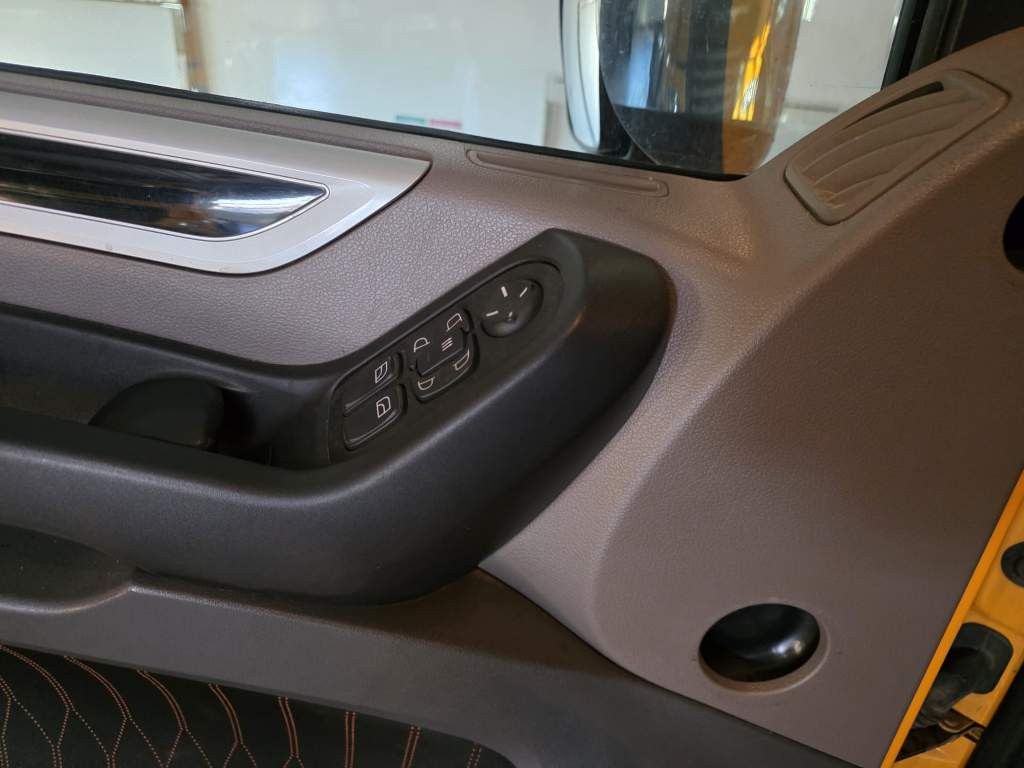 Fahrzeugabbildung DAF XF 480, SC, ZF Intarder, Handschalter,Standklima