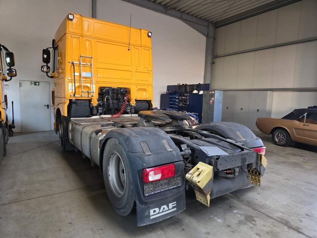 Fahrzeugabbildung DAF XF 480, SC, ZF Intarder, Handschalter,Standklima