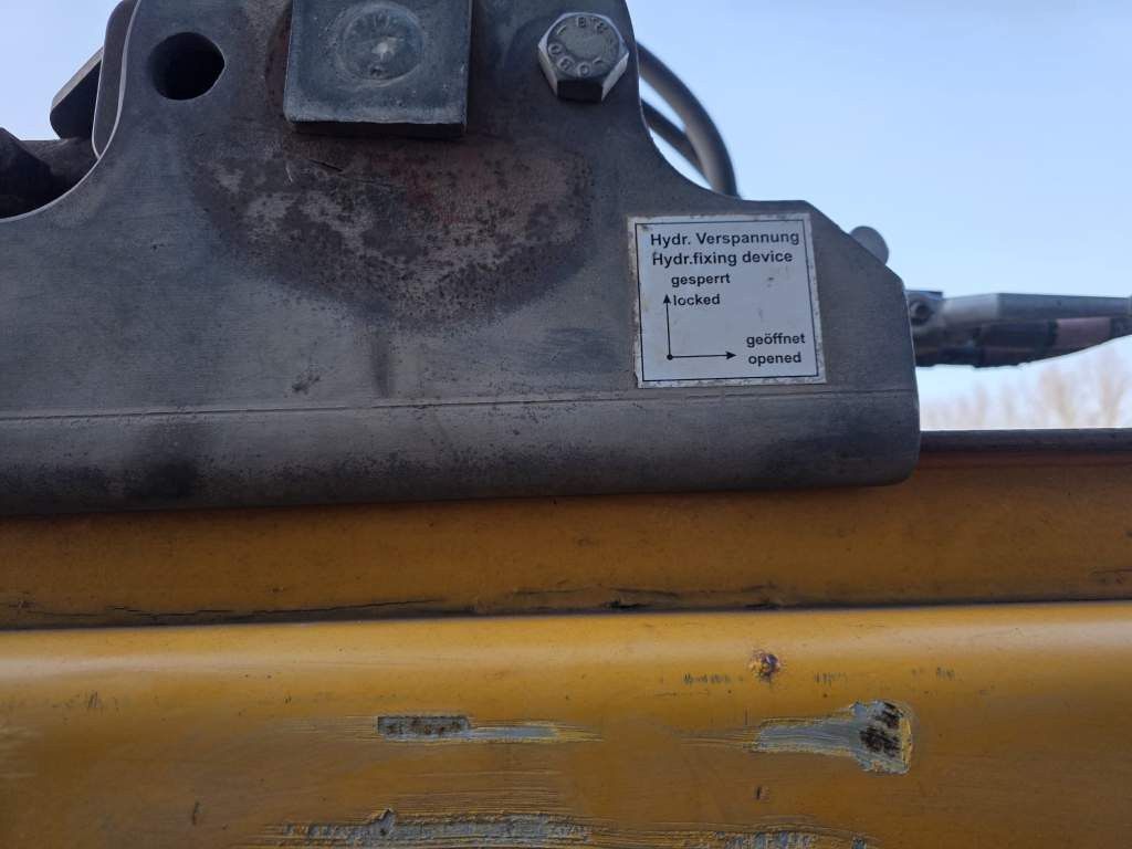 Fahrzeugabbildung Langendorf Innenlader Beton, SBH 27/35, Liftachse