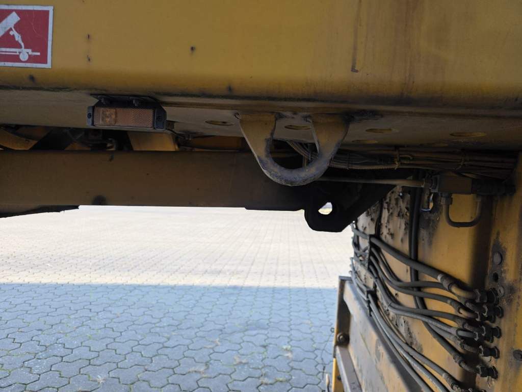 Fahrzeugabbildung Langendorf Innenlader Beton, SBH 27/35, Liftachse