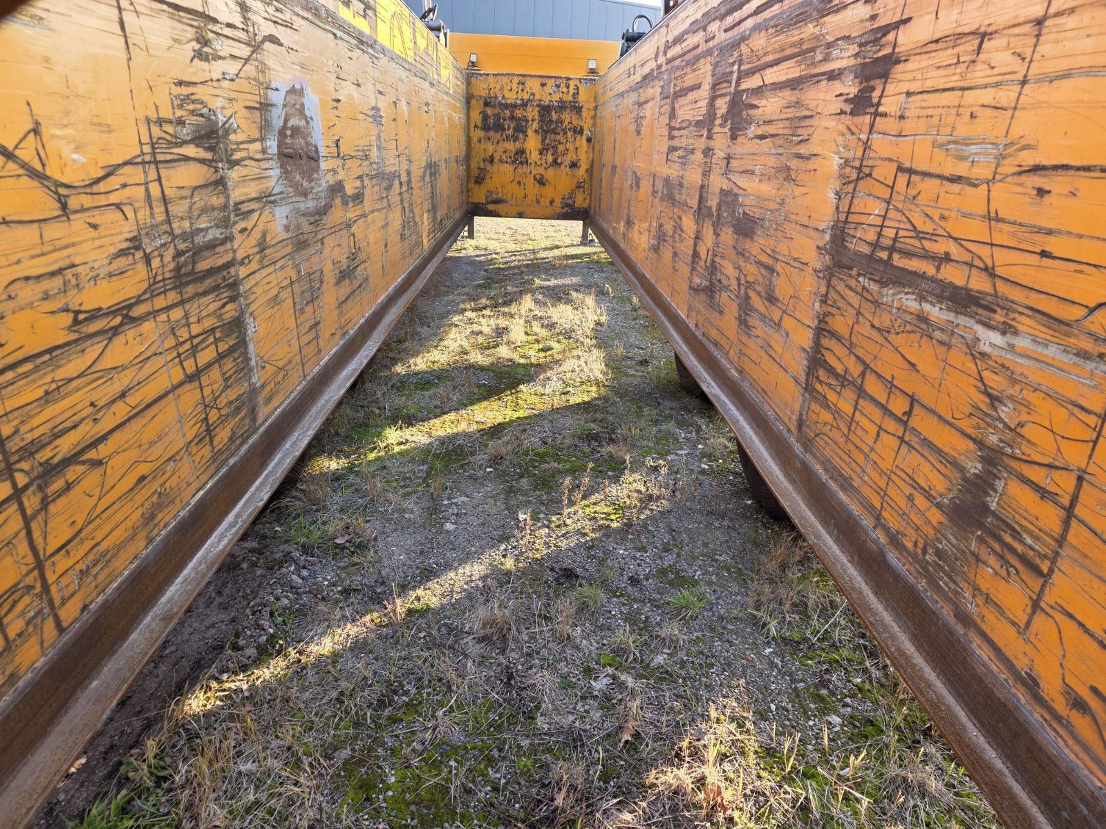 Fahrzeugabbildung Langendorf Innenlader Beton SBH 27/35, Lift