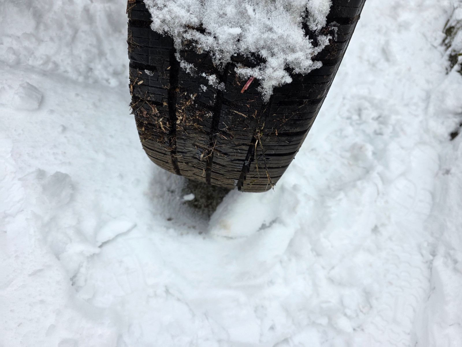 Fahrzeugabbildung Iveco 35S18 Kastenwagen Maxi hoch&lang, Unfall