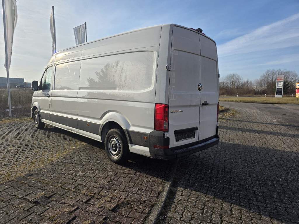 Fahrzeugabbildung Volkswagen Crafter 3,5 to, 1+2 Sitzer, AHK, 6 Gang man Scha