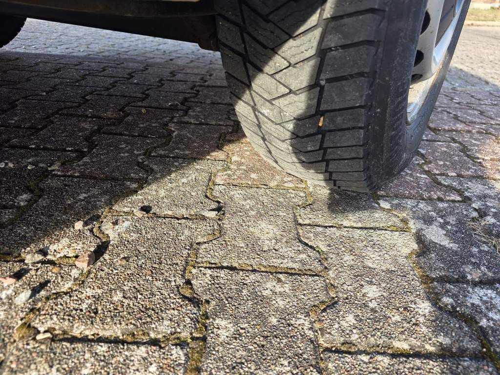 Fahrzeugabbildung Volkswagen Crafter 3,5 to, 1+2 Sitzer, AHK, 6 Gang man Scha