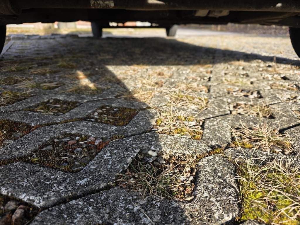 Fahrzeugabbildung Volkswagen Crafter 3,5 to, 1+2 Sitzer, AHK, 6 Gang man Scha