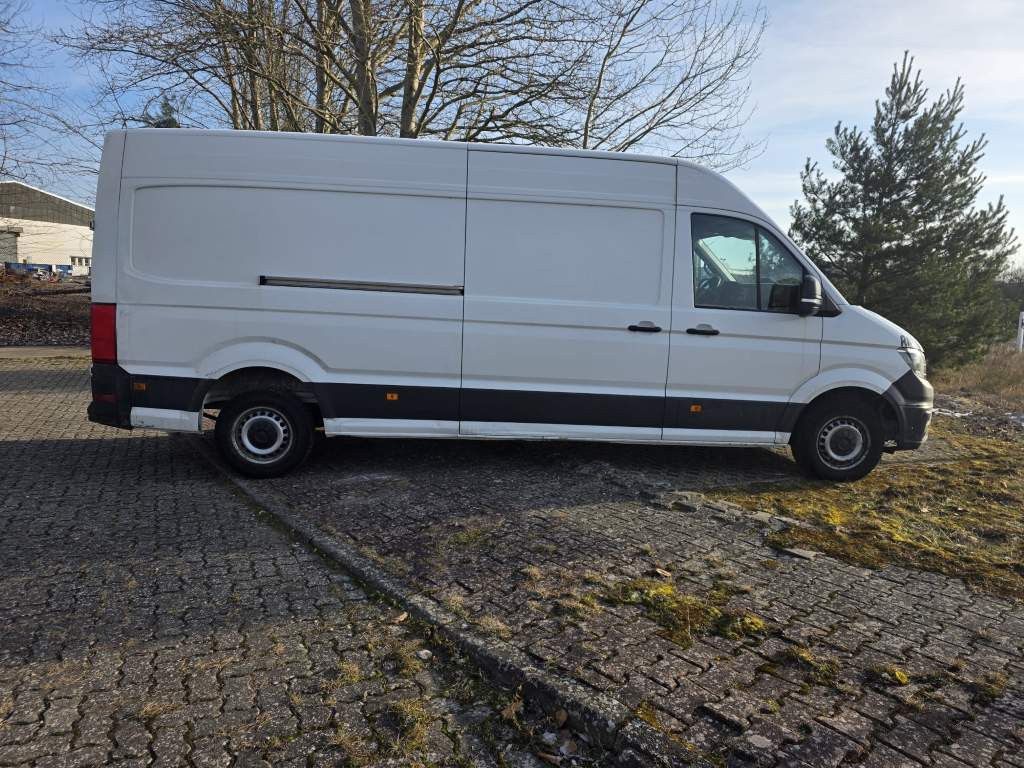 Fahrzeugabbildung Volkswagen Crafter 3,5 to, 1+2 Sitzer, AHK, 6 Gang man Scha