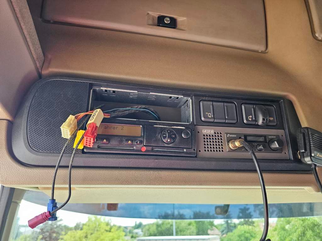 Fahrzeugabbildung DAF DAF CF 310 Space Cab, Gardine, Ladebordwand 1,5