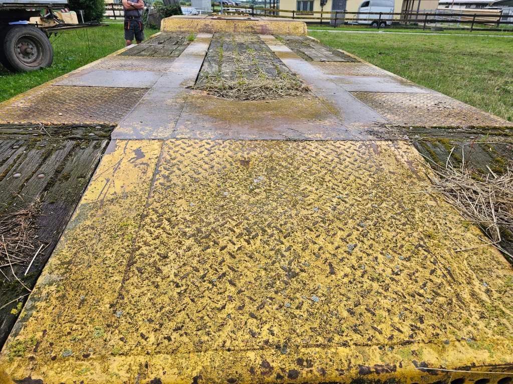 Fahrzeugabbildung Langendorf Tieflader mit Radmulden 3 Achser