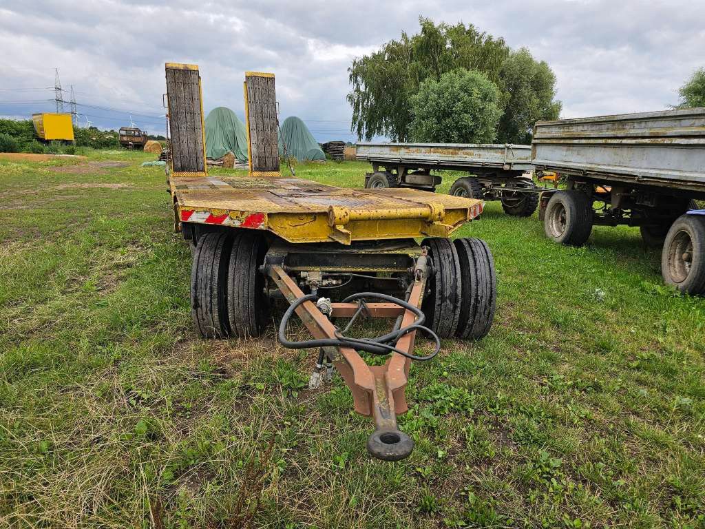 Fahrzeugabbildung Langendorf Tieflader mit Radmulden 3 Achser