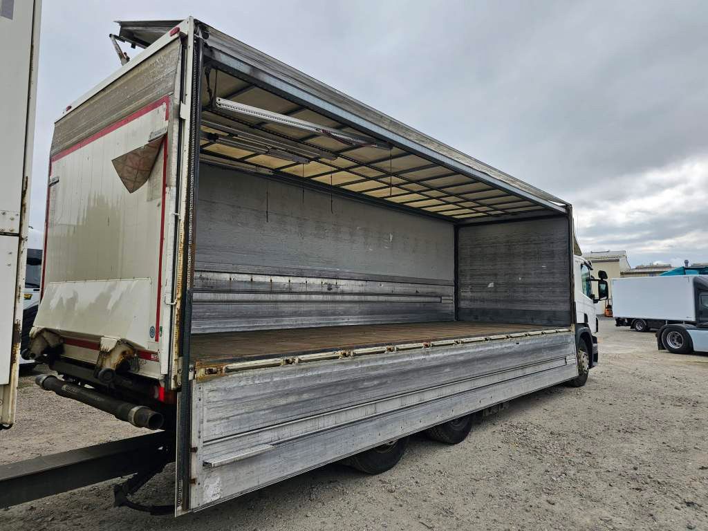 Fahrzeugabbildung Scania P400 mit Orten Schwenkwand und Orten Schwenkwand