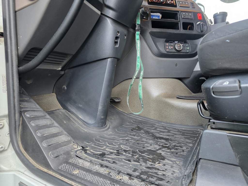 Fahrzeugabbildung DAF XF 480 SSC,Standklima,Intarder mit Krone kompl