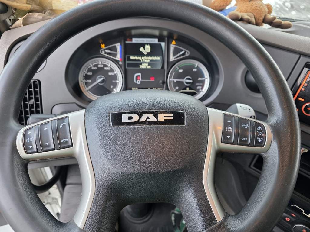 Fahrzeugabbildung DAF XF 480 SSC,Standklima,Intarder mit Krone kompl