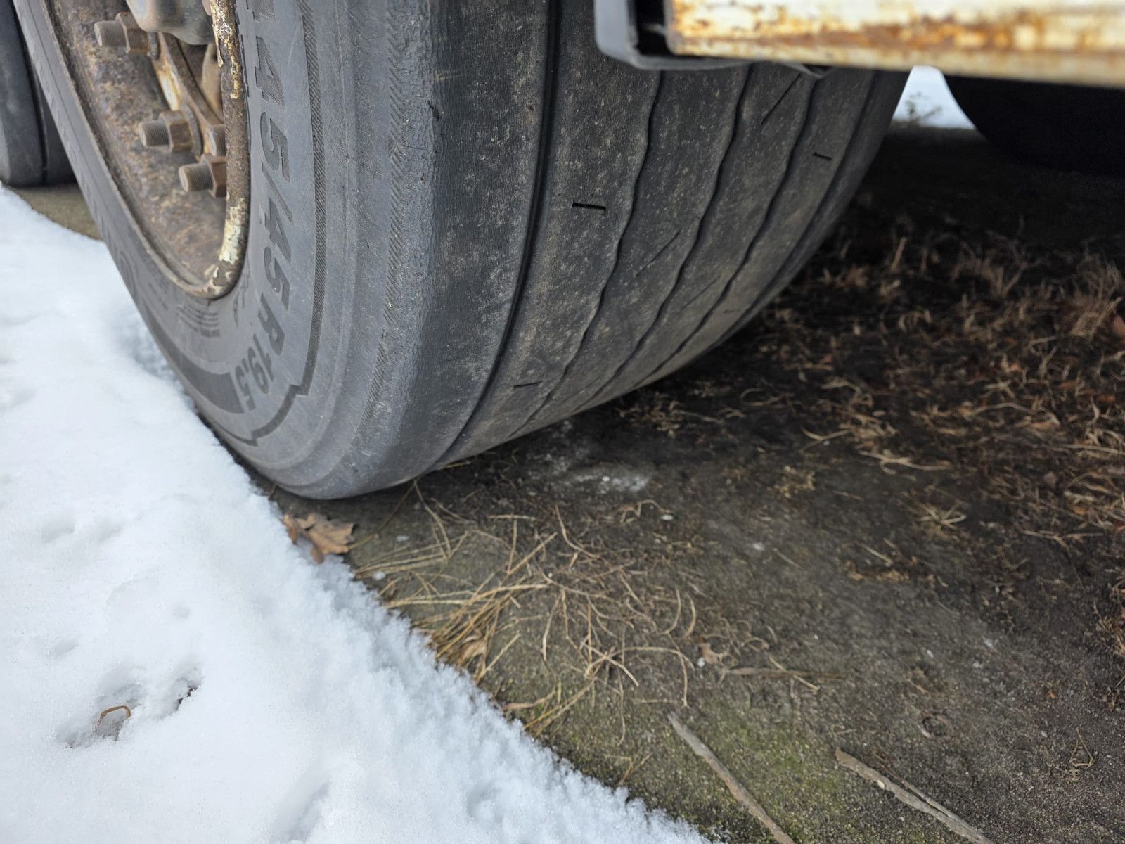 Fahrzeugabbildung Krone Mega Gardine mit Joloda, Lift, BPW, Portal