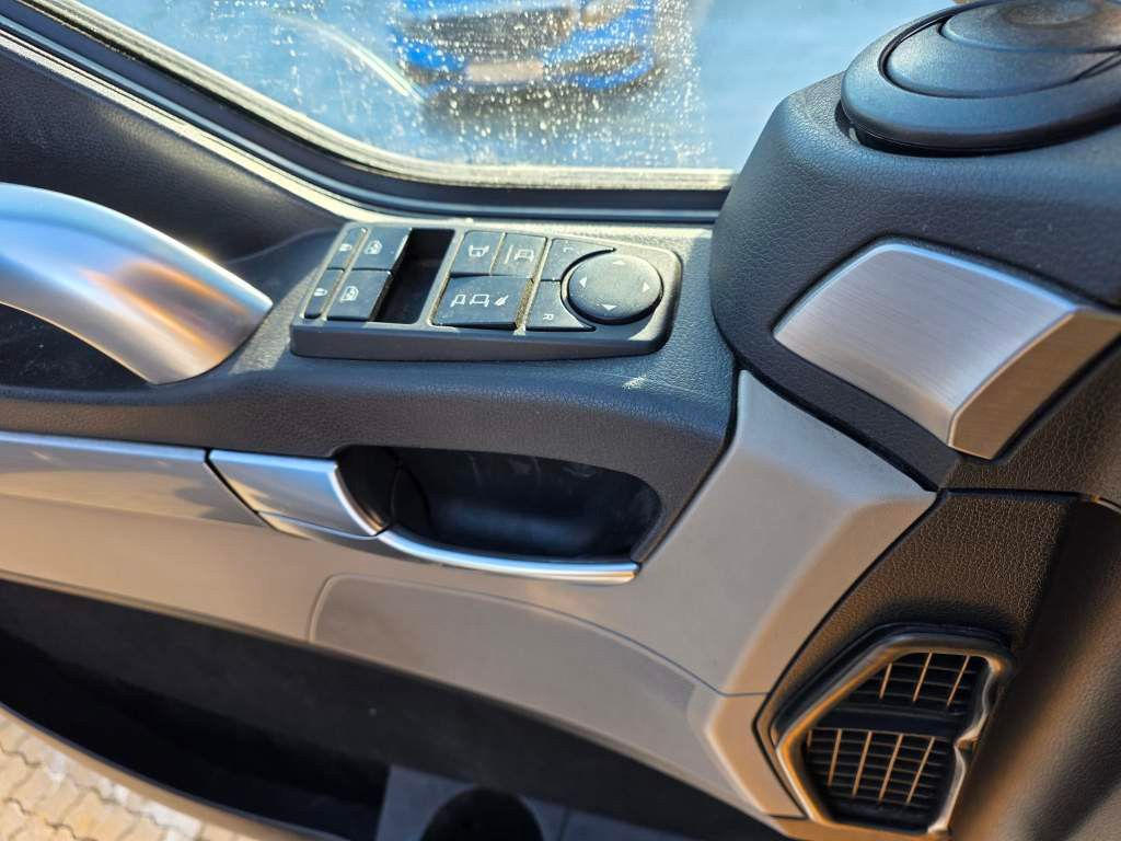 Fahrzeugabbildung MAN 18.500 TGX, Standklima, Euro 6