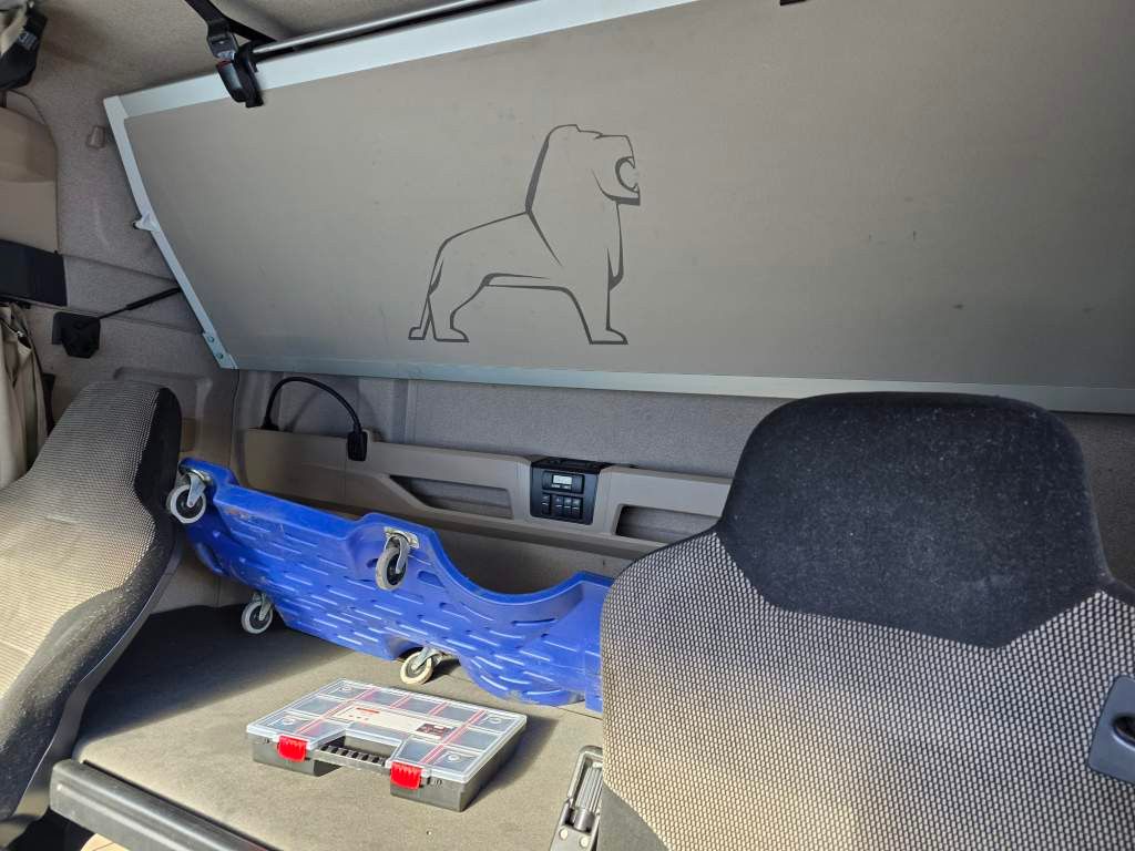 Fahrzeugabbildung MAN 18.500 TGX, Standklima, Euro 6