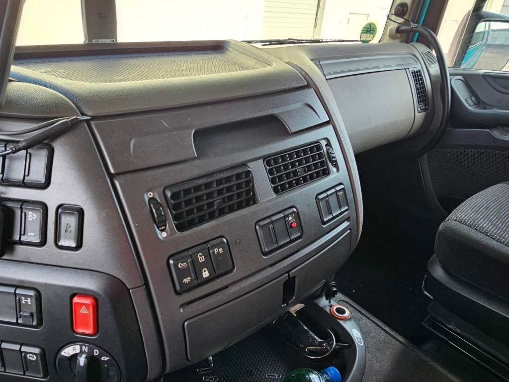 Fahrzeugabbildung DAF XF 410, Standklima, Euro 6