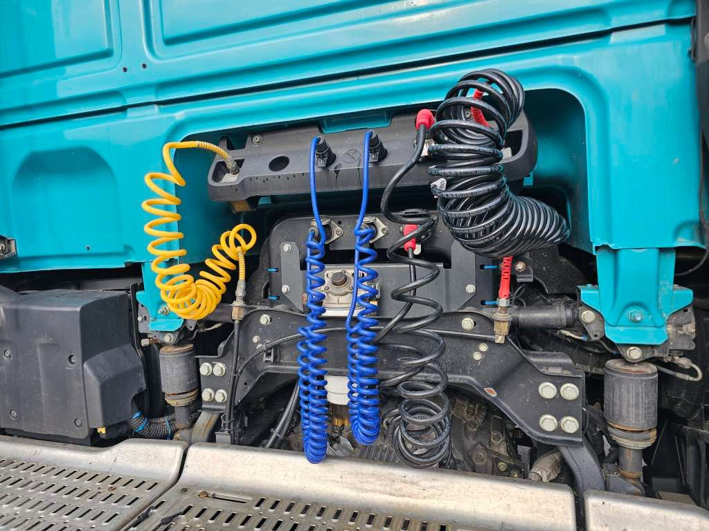 Fahrzeugabbildung DAF XF 410, Standklima, Euro 6