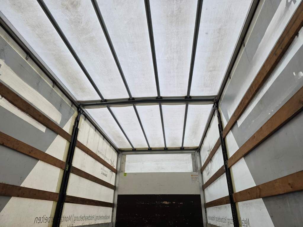 Fahrzeugabbildung DAF LF 170 Gardine, wie neu, nur 82 TKM Original !