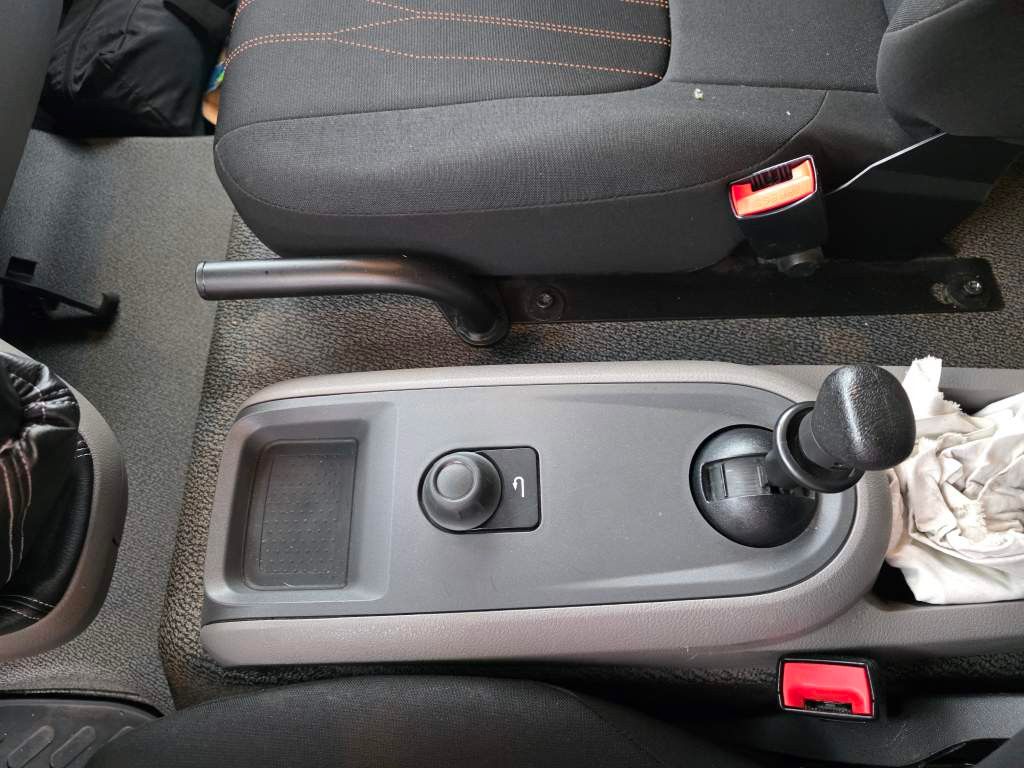 Fahrzeugabbildung DAF LF 170 Gardine, wie neu, nur 82 TKM Original !