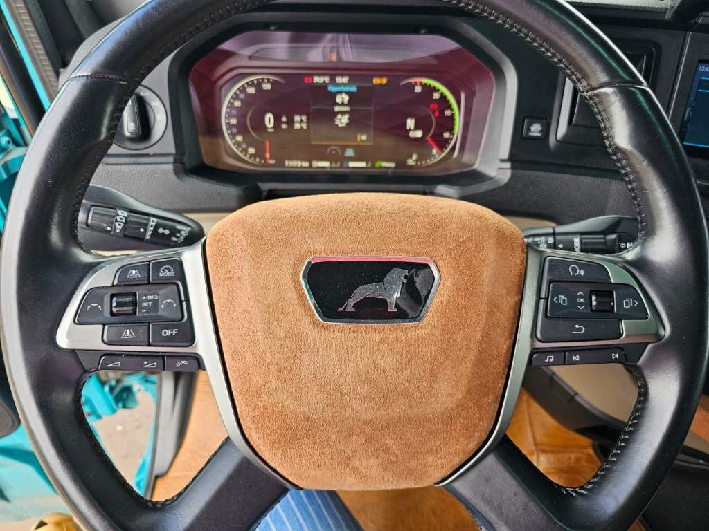 Fahrzeugabbildung MAN 18.470 TGX,2 Kreis-Hydraulik,Retrader,20.500 Kg