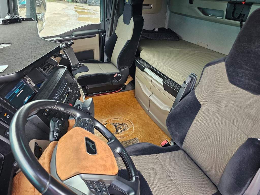 Fahrzeugabbildung MAN 18.470 TGX,2 Kreis-Hydraulik,Retrader,20.500 Kg