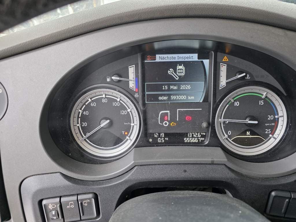 Fahrzeugabbildung DAF XF 510 LL, ZF Intarder,Hubsattelkupl,Standklima