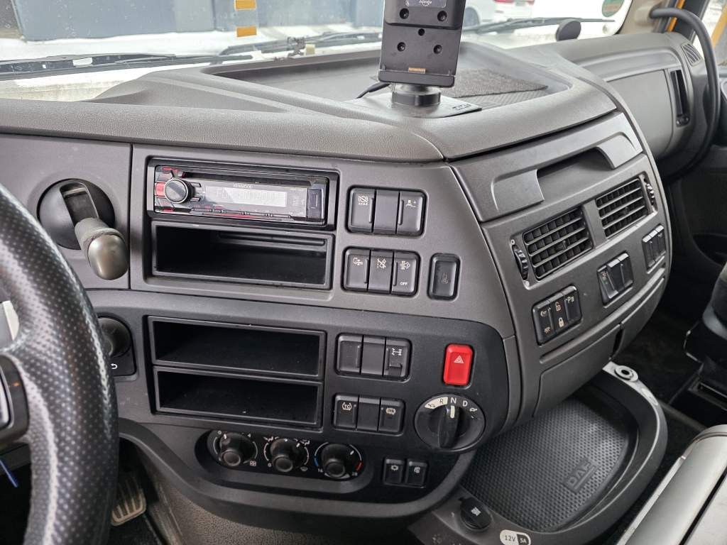 Fahrzeugabbildung DAF XF 510 LL, ZF Intarder,Hubsattelkupl,Standklima