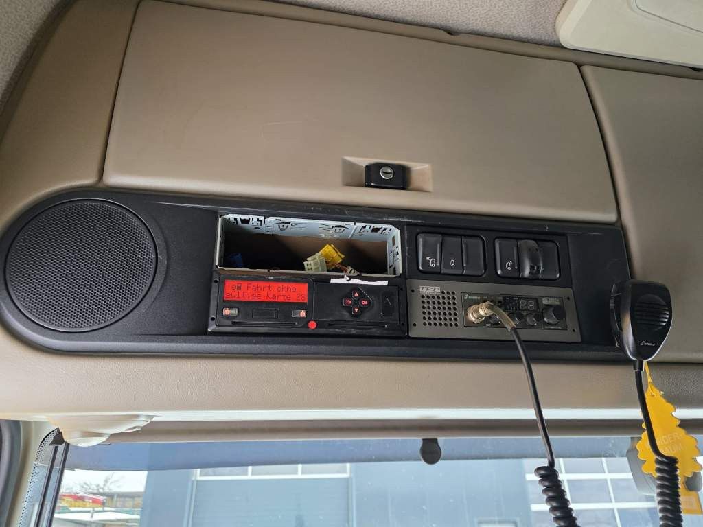 Fahrzeugabbildung DAF XF 510 LL, ZF Intarder,Hubsattelkupl,Standklima