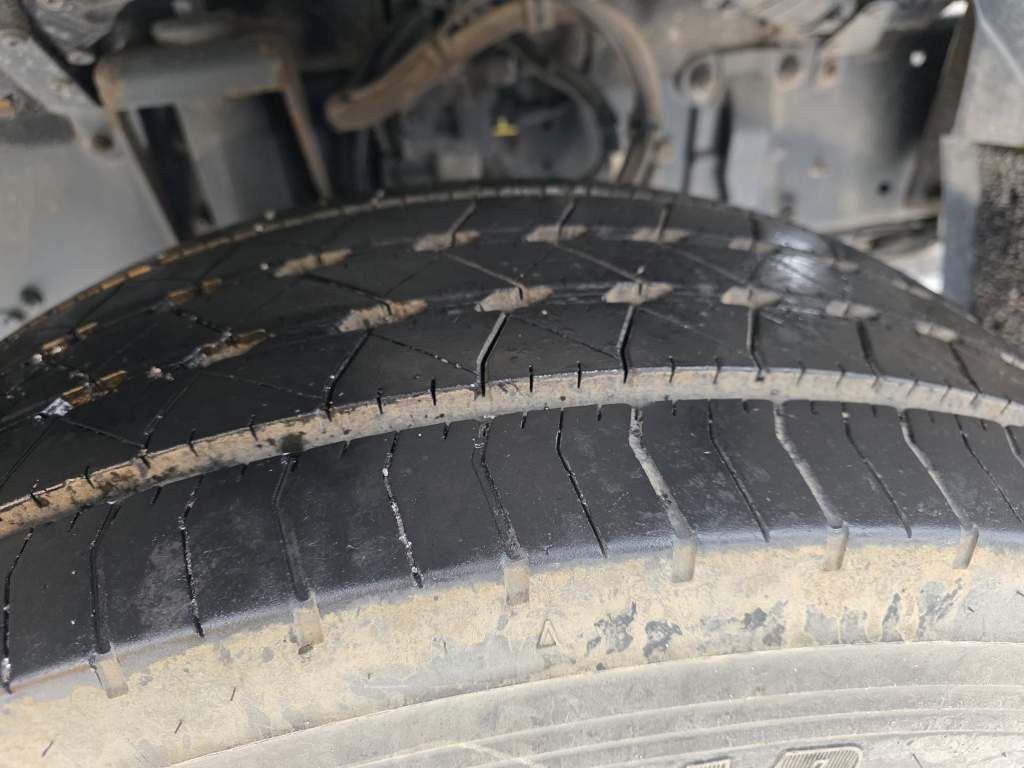 Fahrzeugabbildung DAF XF 510 LL, ZF Intarder,Hubsattelkupl,Standklima