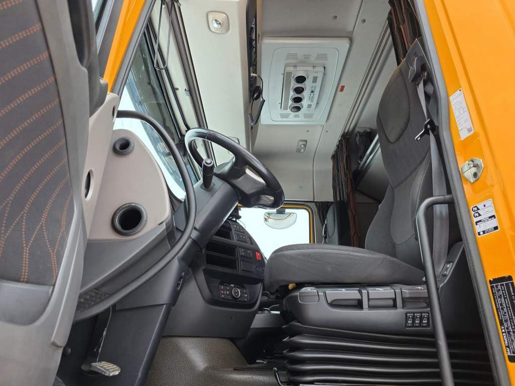 Fahrzeugabbildung DAF XF 480, SC, ZF Intarder, Handschalter,Standklima