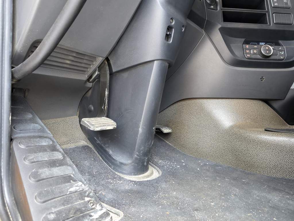 Fahrzeugabbildung DAF XF 480, SC, ZF Intarder, Handschalter,Standklima