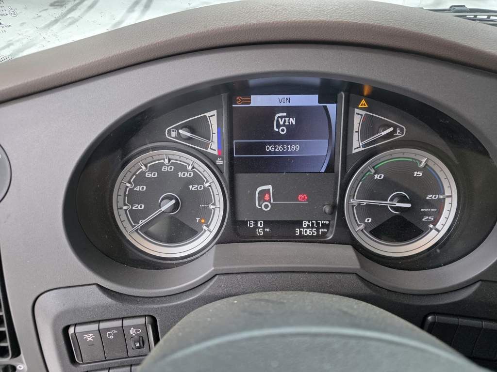 Fahrzeugabbildung DAF XF 480, SC, ZF Intarder, Handschalter,Standklima