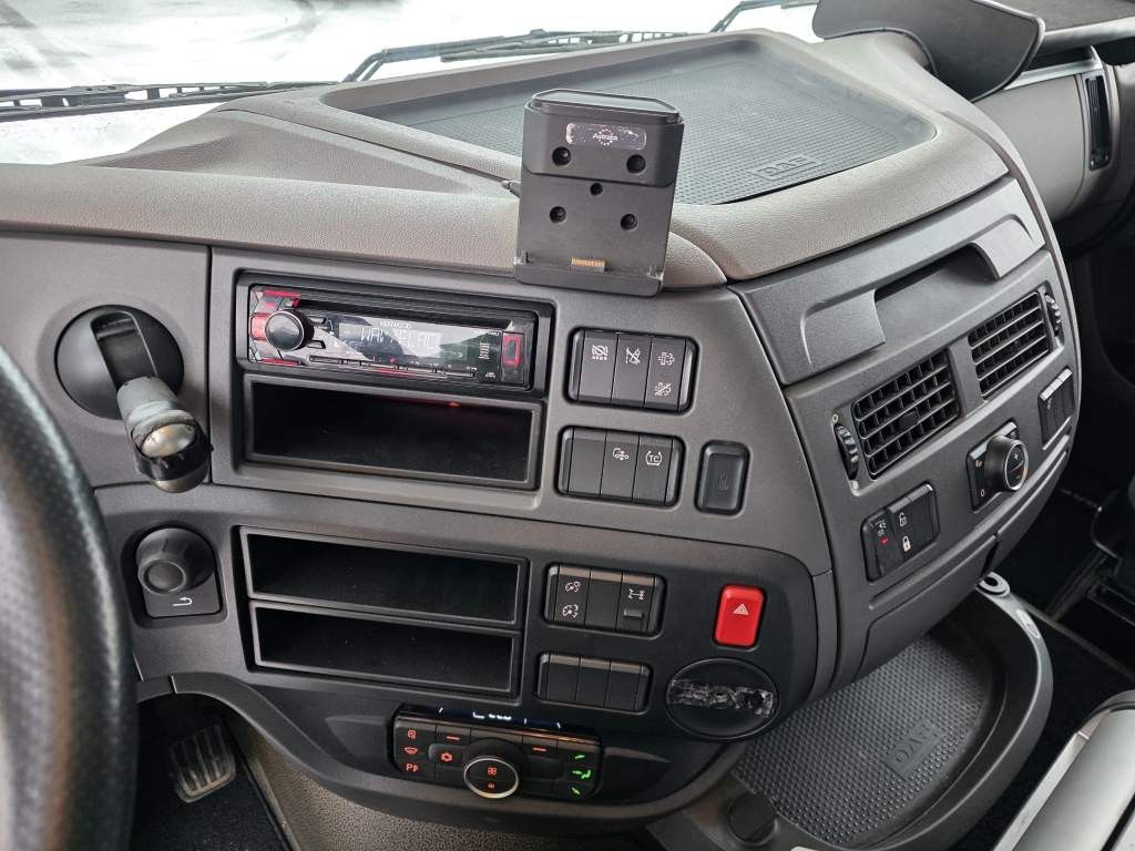 Fahrzeugabbildung DAF XF 480, SC, ZF Intarder, Handschalter,Standklima