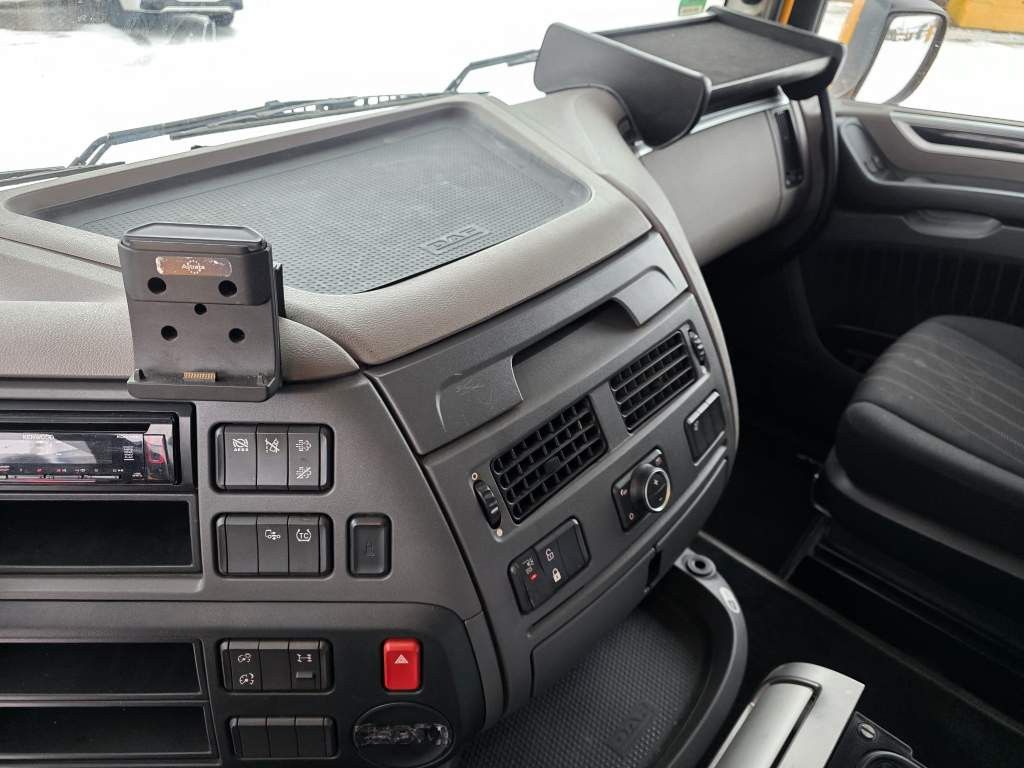 Fahrzeugabbildung DAF XF 480, SC, ZF Intarder, Handschalter,Standklima