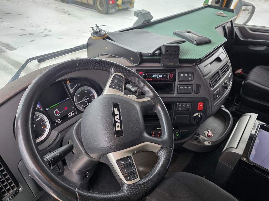 Fahrzeugabbildung DAF XF 480 SC, ZF Intarder, Kühlschrank, ZV