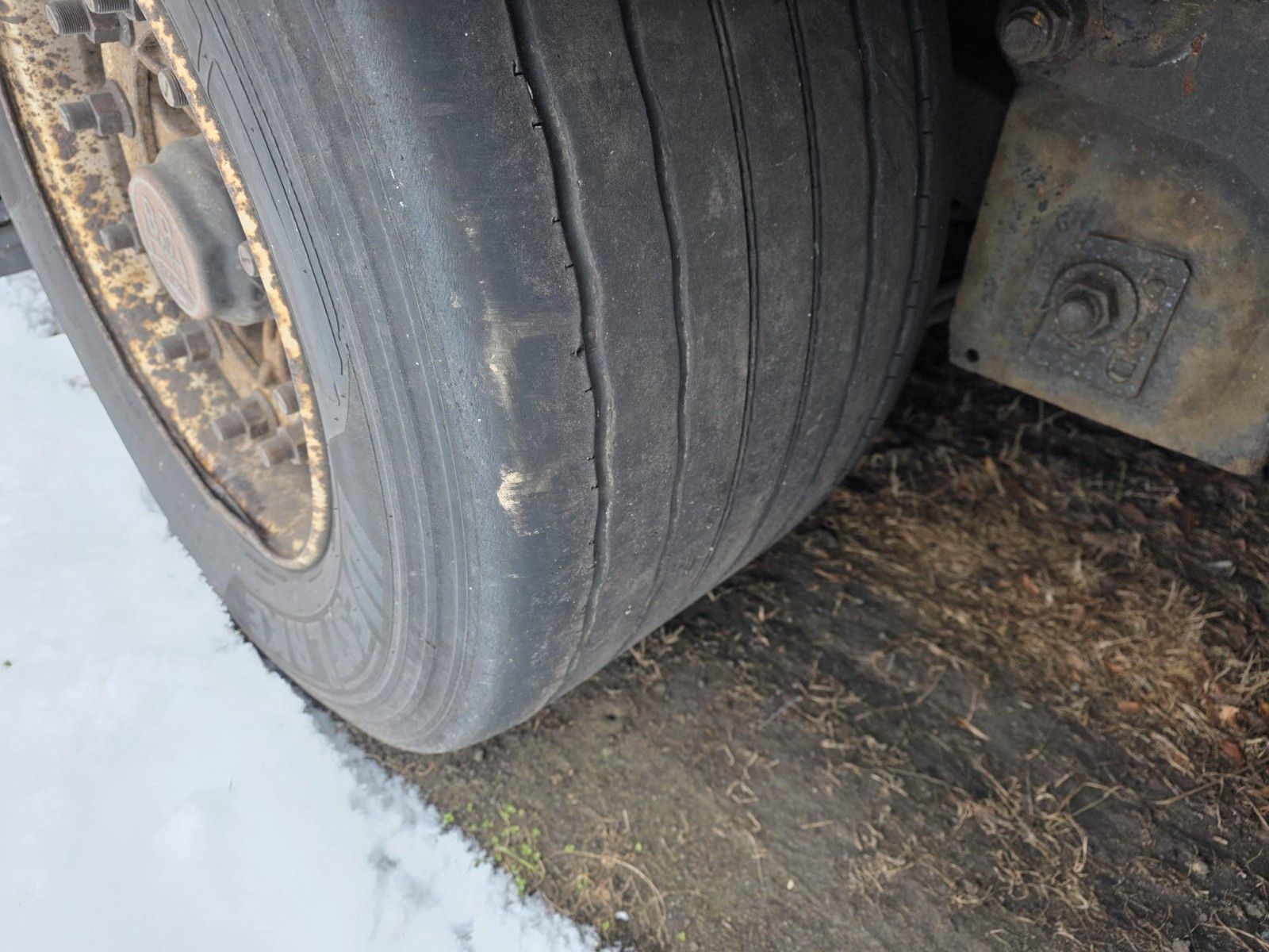Fahrzeugabbildung Krone Gardine Lowliner, Joloda-Schienen, Hubdach