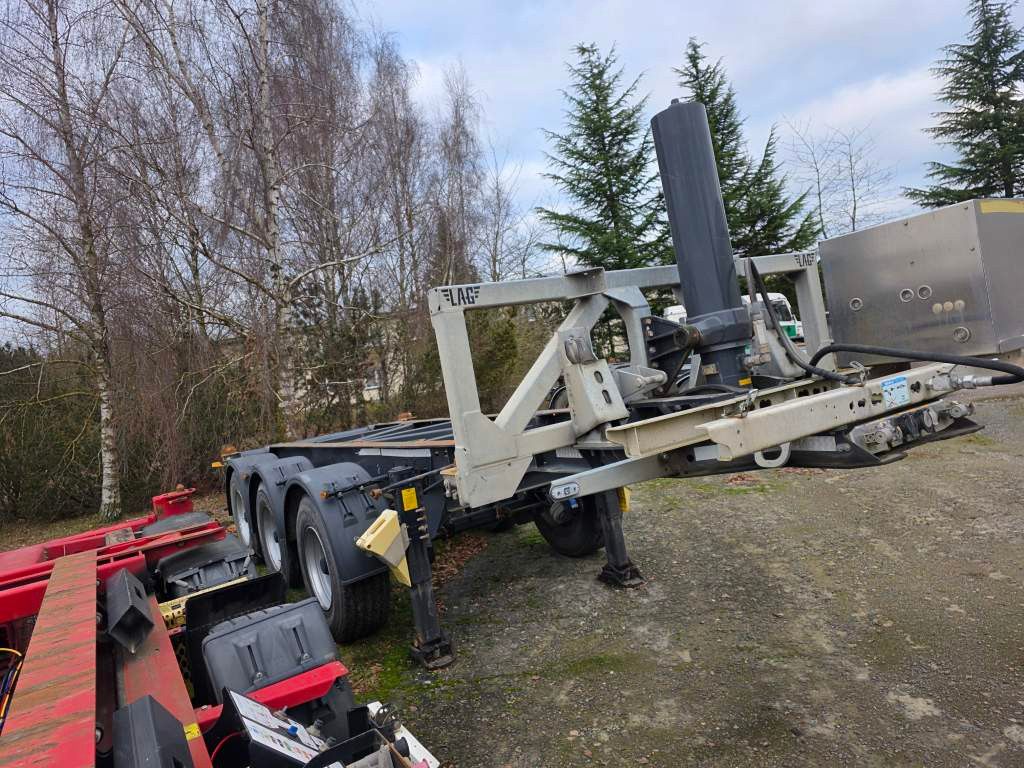 Fahrzeugabbildung Lag Kipp-Chassis 20", Liftachse,Staukiste Edelstahl