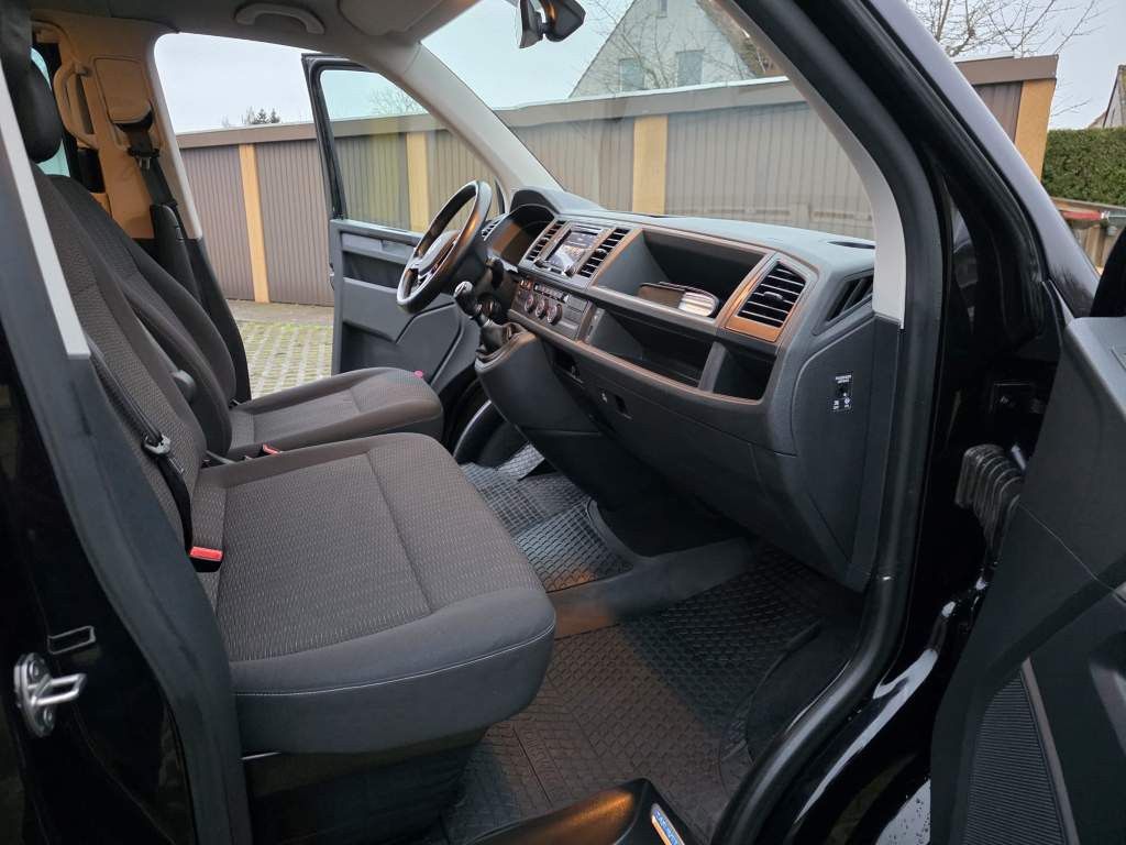 Fahrzeugabbildung Volkswagen T6 Caravelle,9 Sitzer,langer Radts.,Mwst. auswb