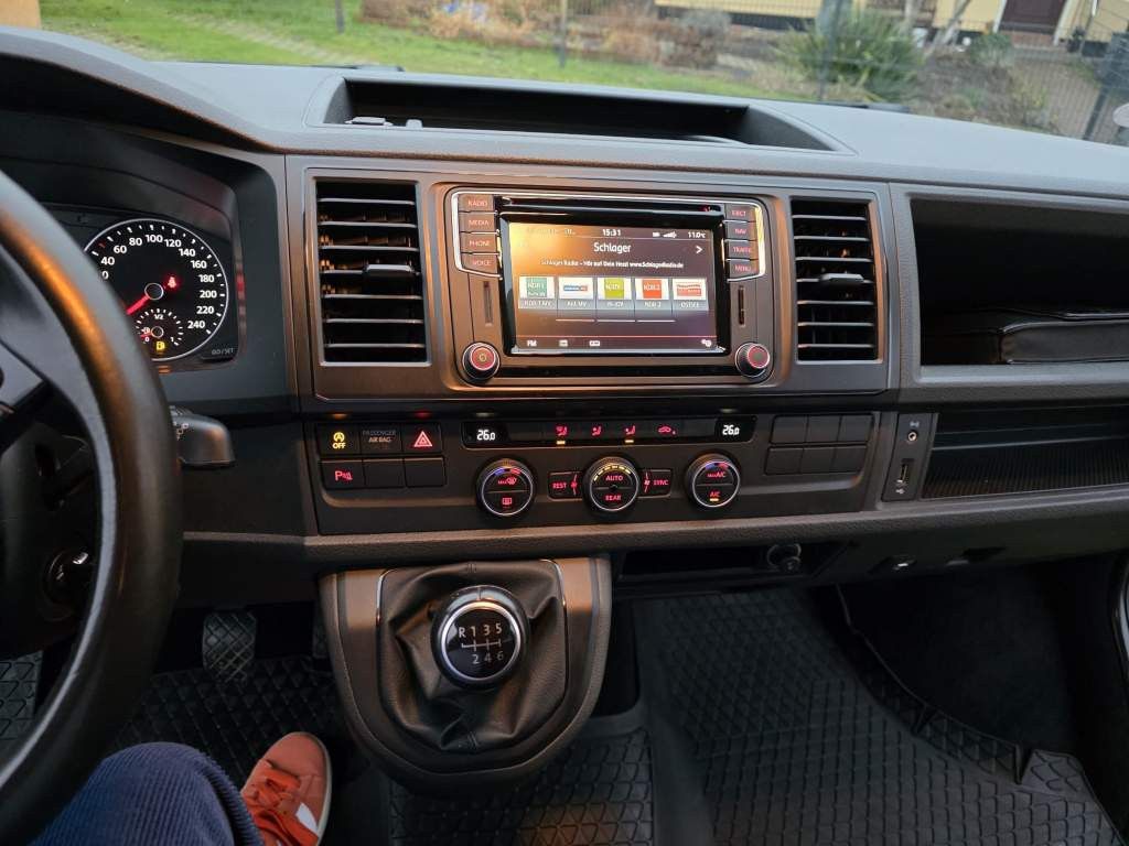 Fahrzeugabbildung Volkswagen T6 Caravelle,9 Sitzer,langer Radts.,Mwst. auswb